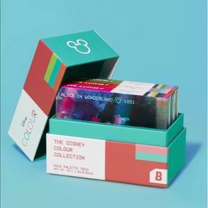 NWT DISNEY COLOUR AND BEAUTY BAY 6 PALETTE TRIO